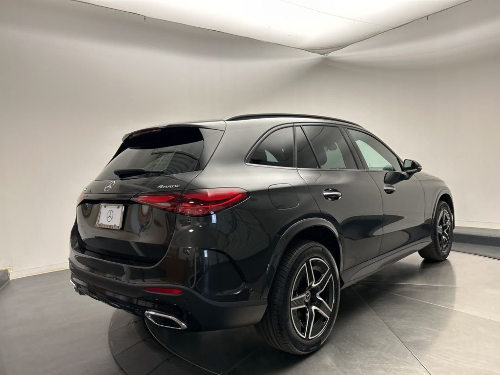 Used 2026 Graphite Grey Metallic Mercedes-Benz GLC 300 image 7
