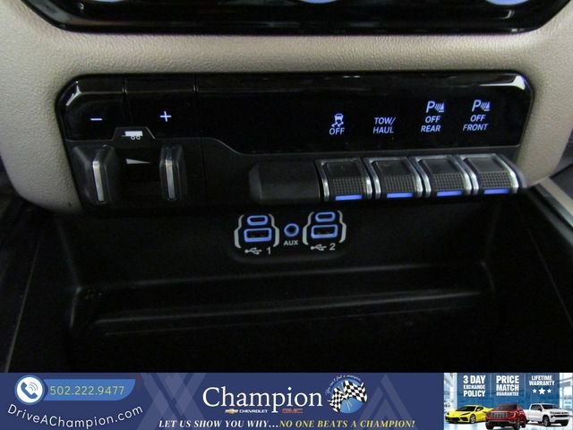 Used 2021 White Ram Laramie image 39
