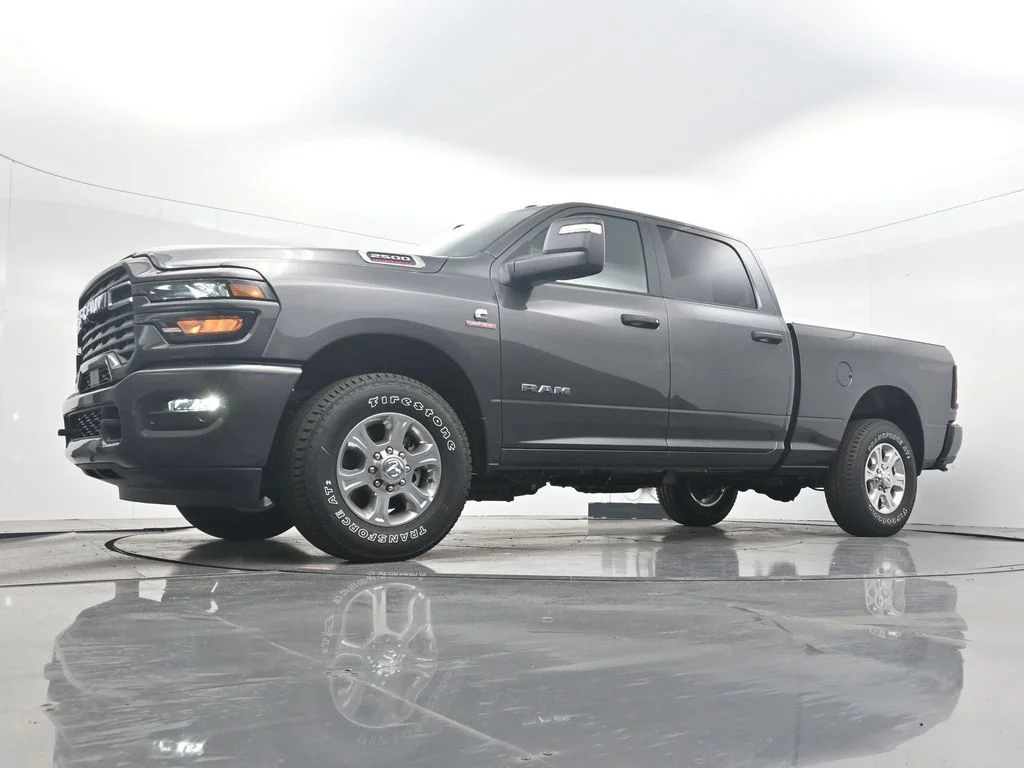 New 2026 Granite Crystal Metallic Clear-Coat Exterior Paint RAM Big Horn image 32