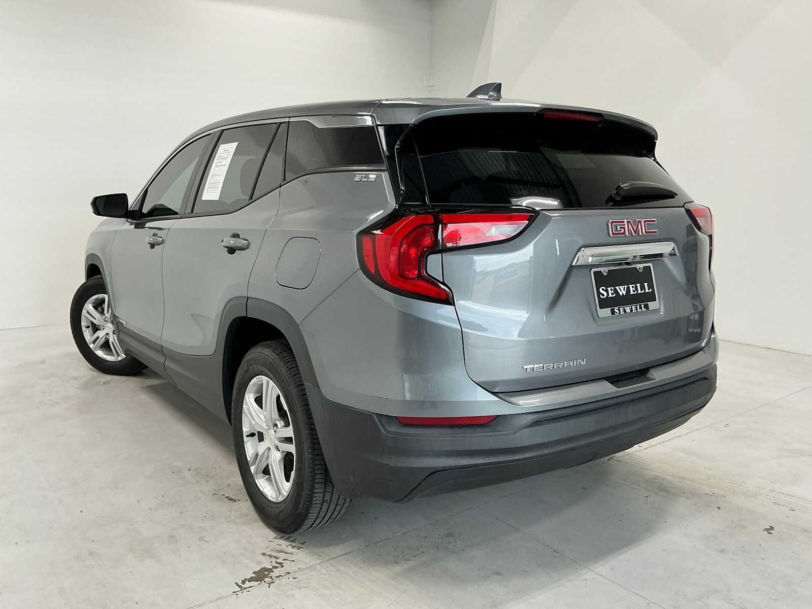Used 2020 Satin Steel Metallic GMC SLE image 6