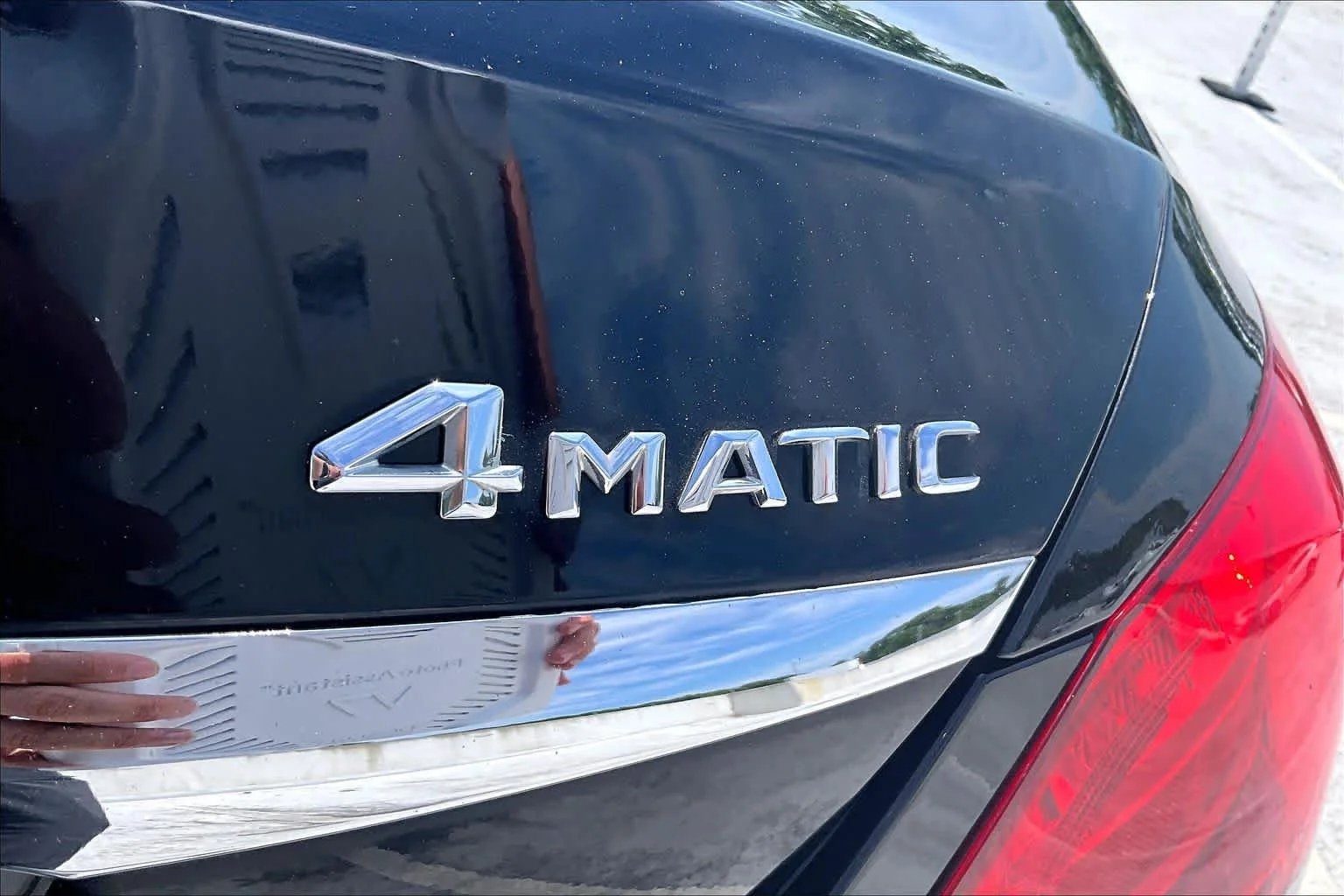 Used 2015 Obsidian Black Metallic Mercedes-Benz C 300 image 18