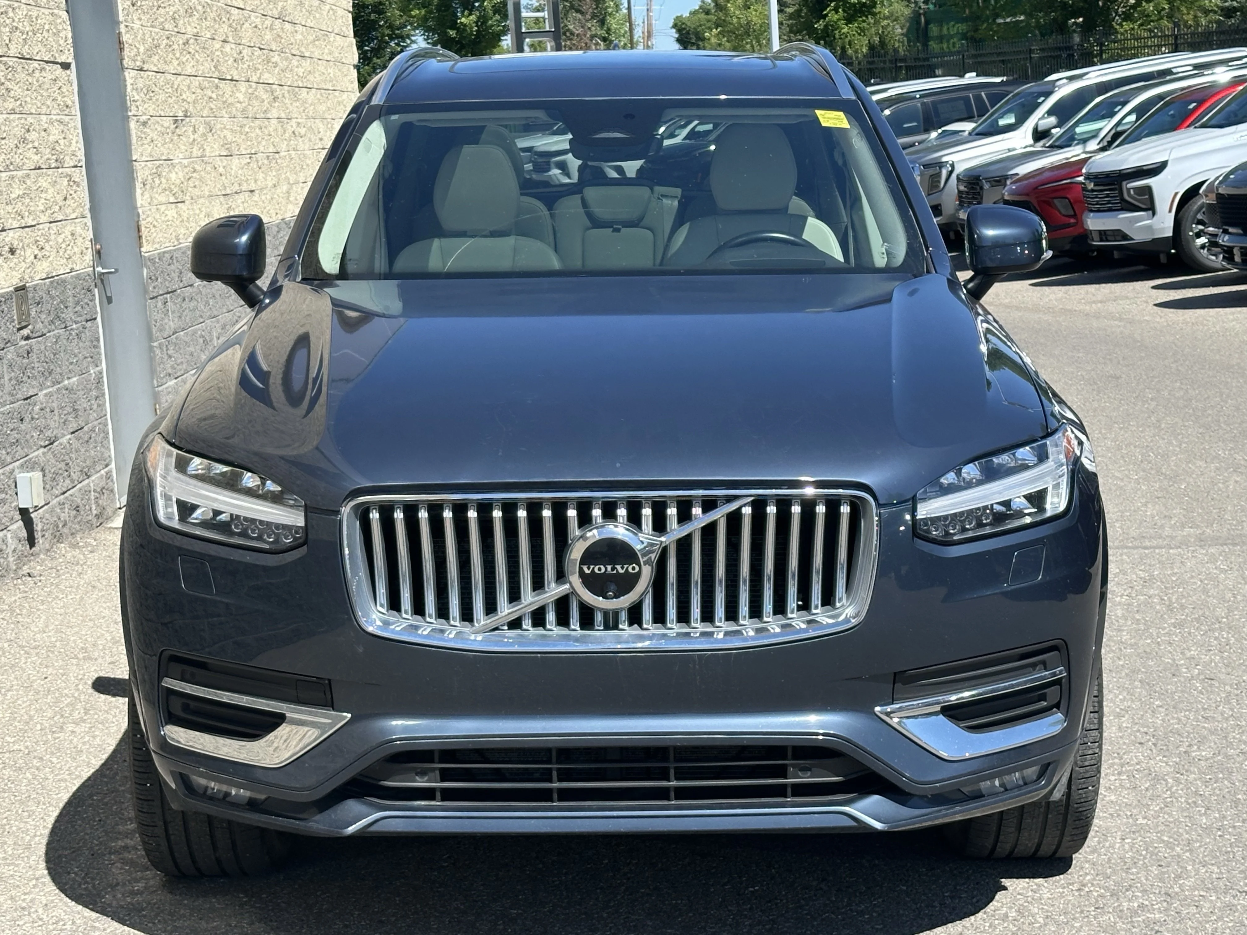 Certified Used 2024  Volvo Plus Bright Theme image 2