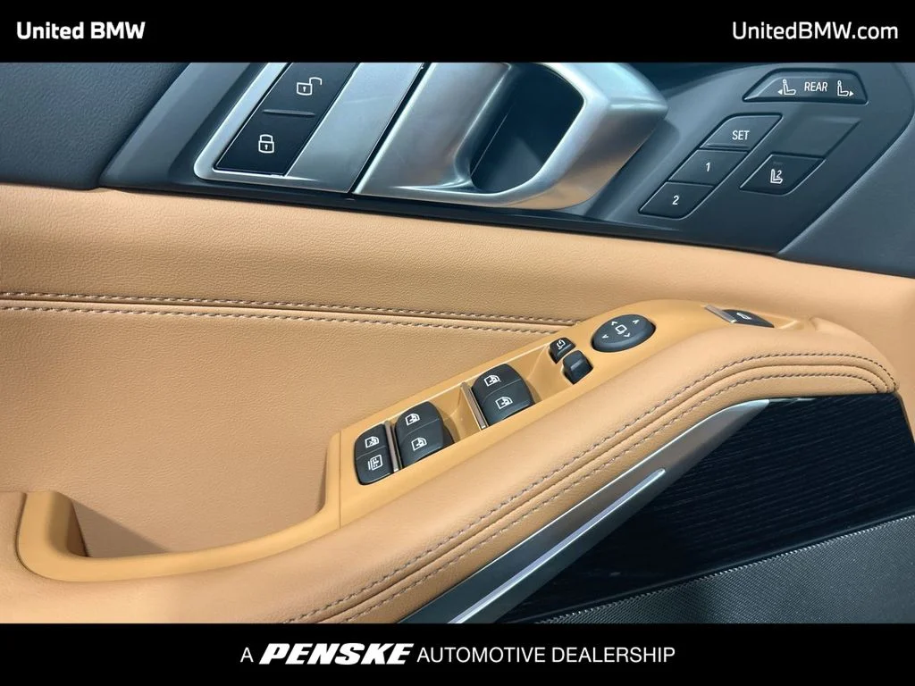 Used 2026 Manhattan Green Metallic BMW xDrive40i image 11