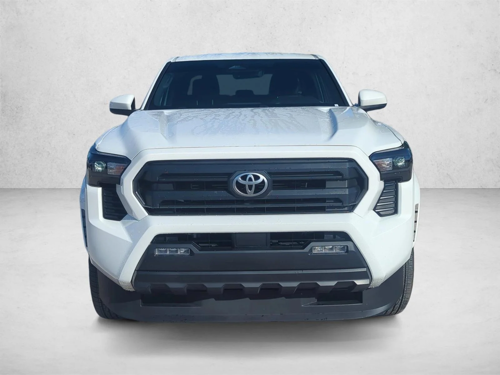 Used 2024 Ice Cap Toyota SR5 image 2