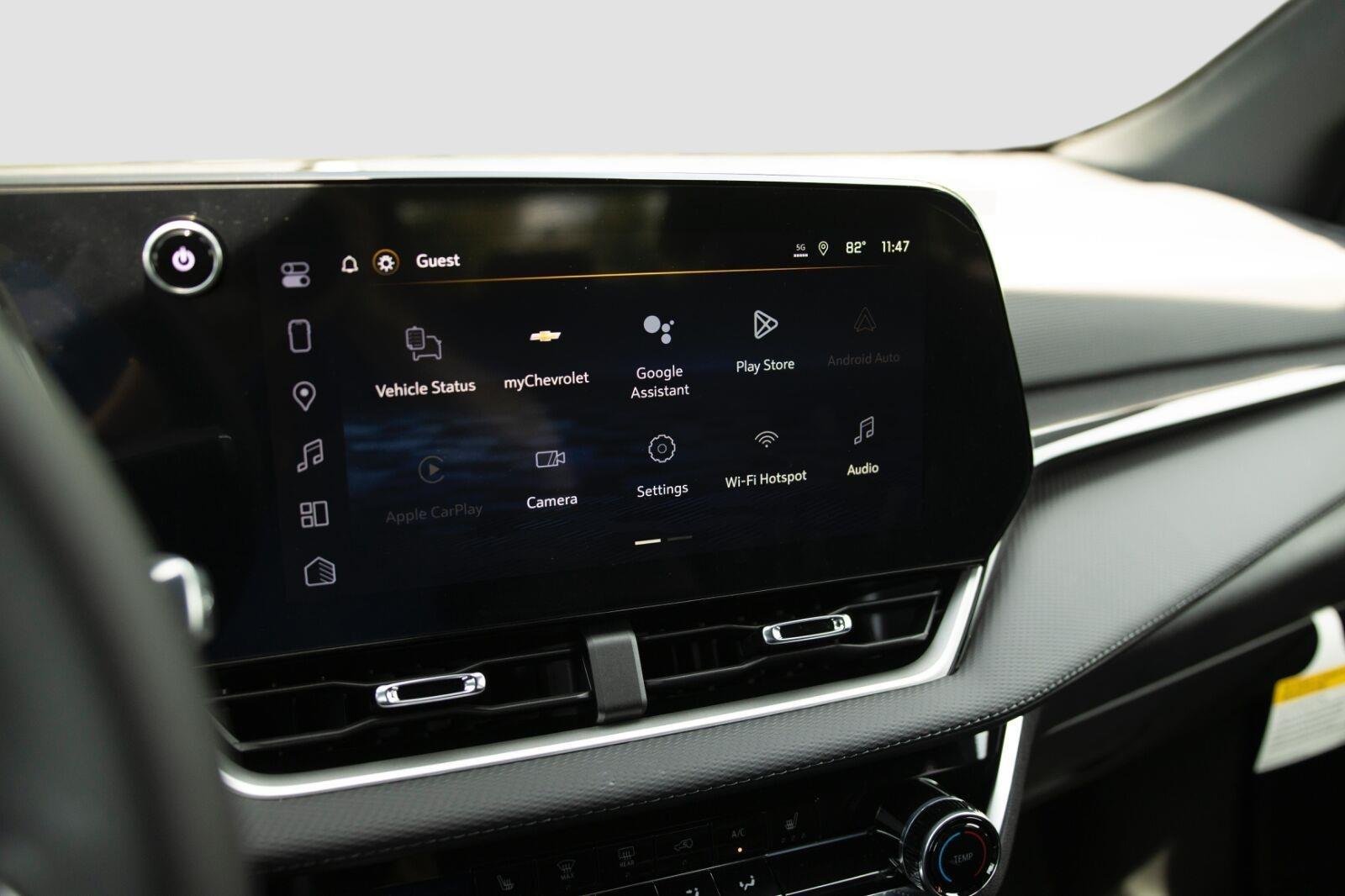 2026 Chevrolet Equinox LT - Photo 18
