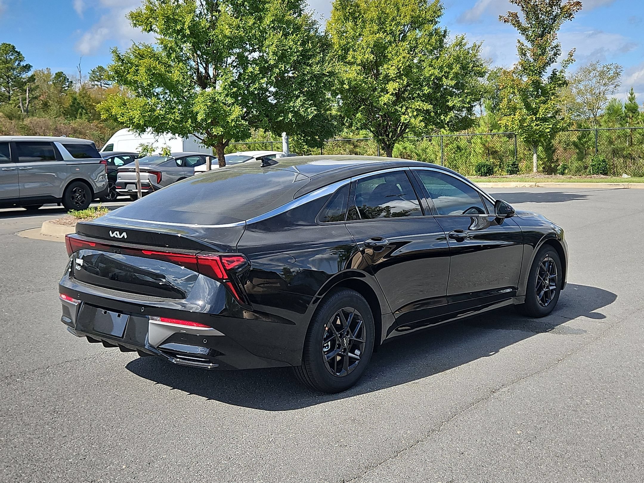 New 2026 Aurora Black Pearl Kia LXS image 7