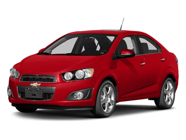 Used 2014 Summit White Chevrolet LS image 1