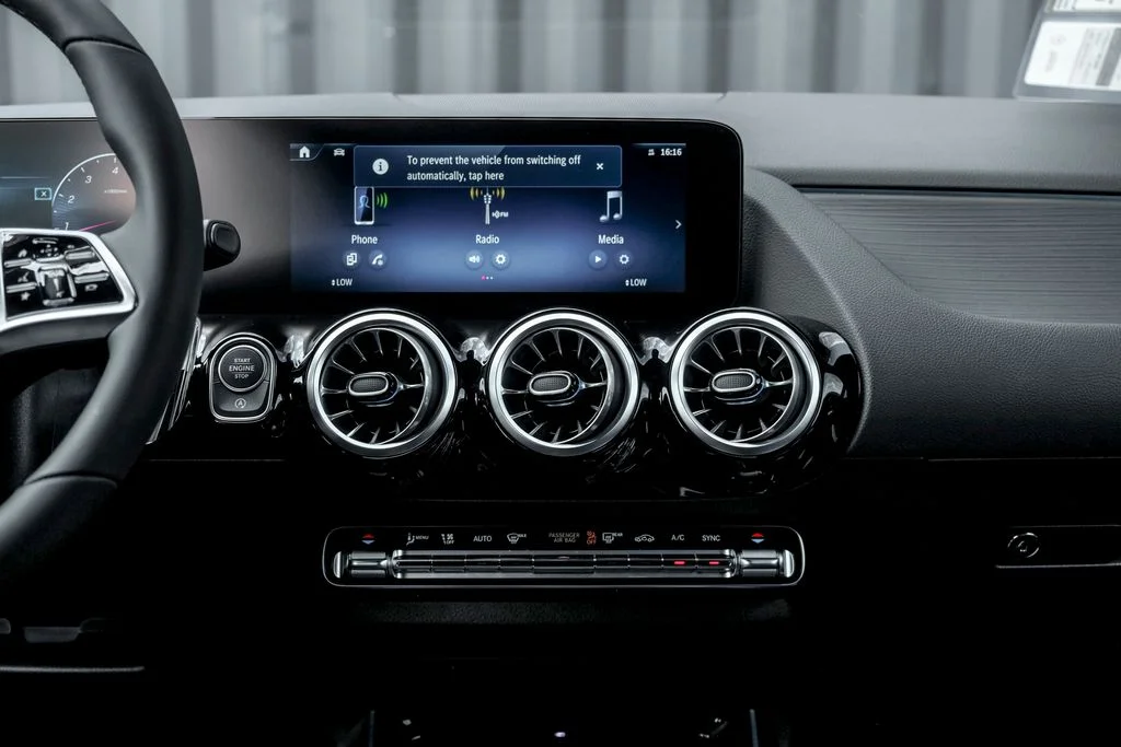 New 2026 Night Black Mercedes-Benz GLA 250 image 18