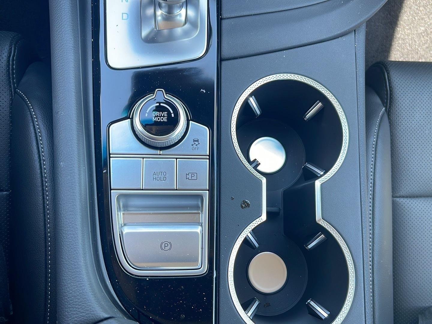 2026 GENESIS G70 Standard - Photo 28