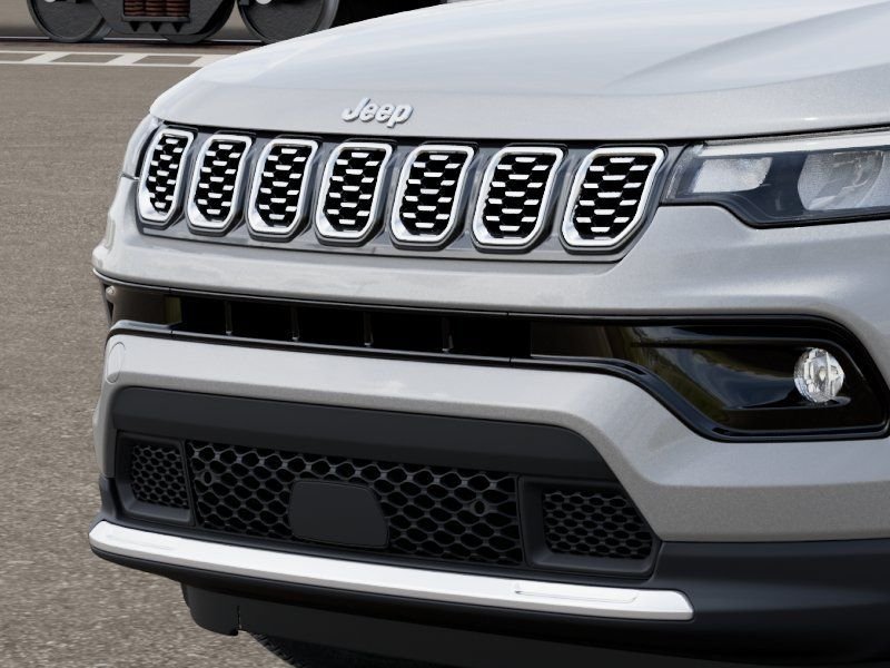 New 2026 Silver Zynith Metallic Clear-Coat Exterior Paint Jeep Limited image 11