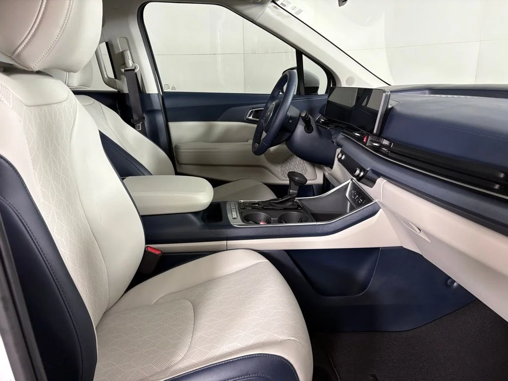 New 2026 White Kia EX image 13