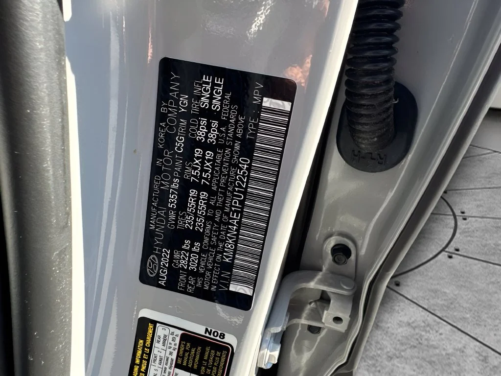 Used 2023 Gray Hyundai SEL image 30