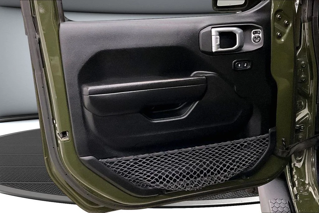 Used 2021 Green Jeep Unlimited Sport S image 20