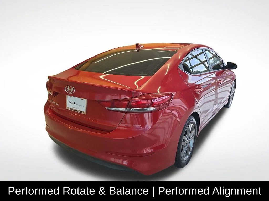 Used 2018 Red Hyundai SEL image 6