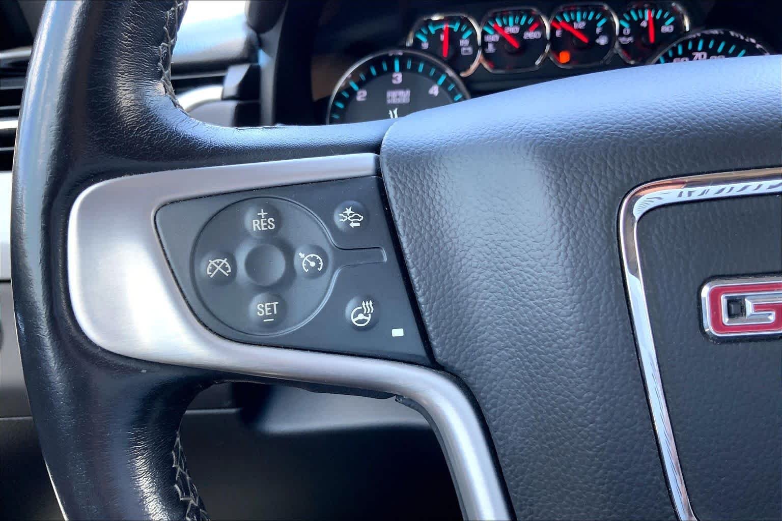 Used 2019 Quicksilver Metallic GMC SLT image 24