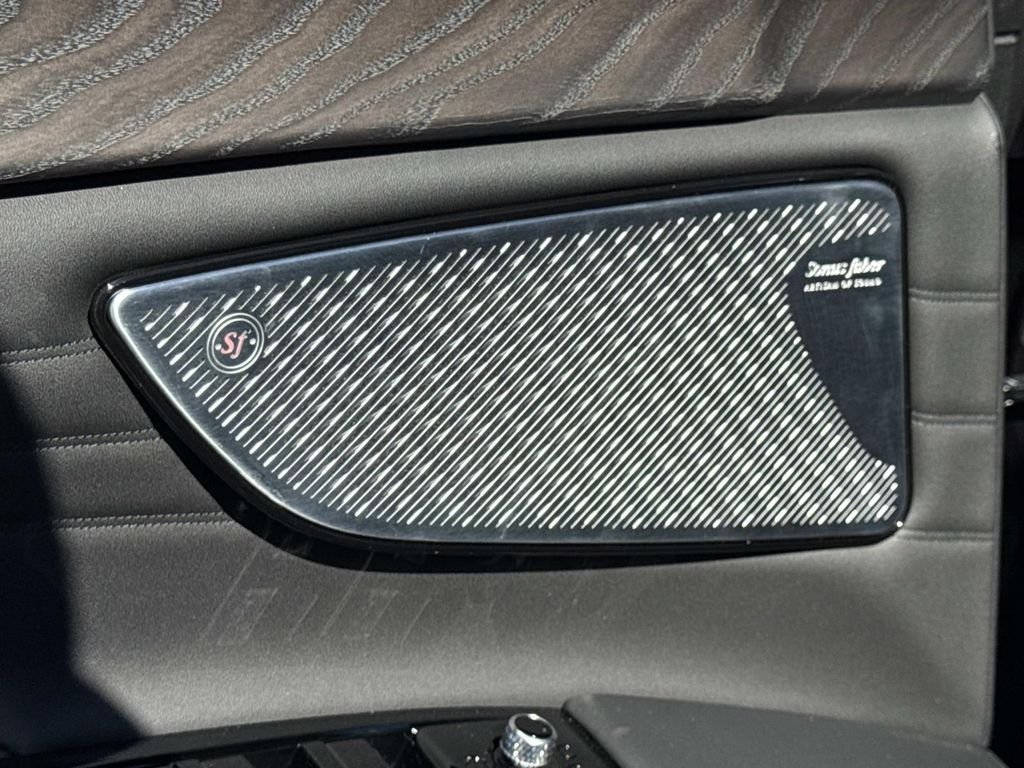 New 2026 Nero Tempesta Metallic Maserati Modena image 19