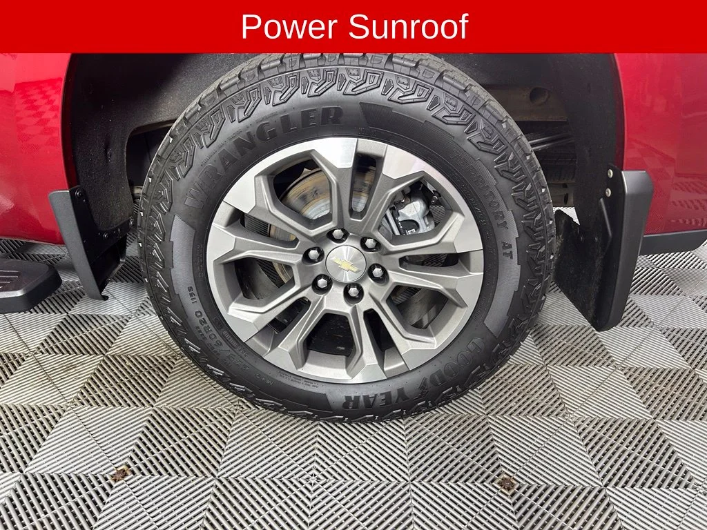 Used 2022 Cherry Red Tintcoat Chevrolet High Country image 21