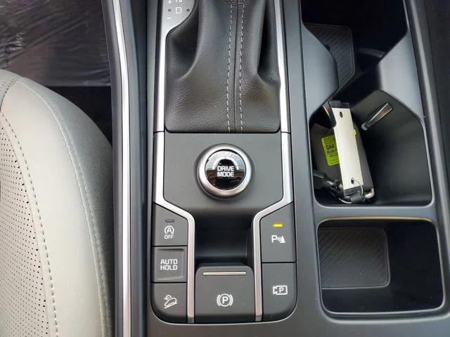 2025 Kia Sorento EX - Photo 21