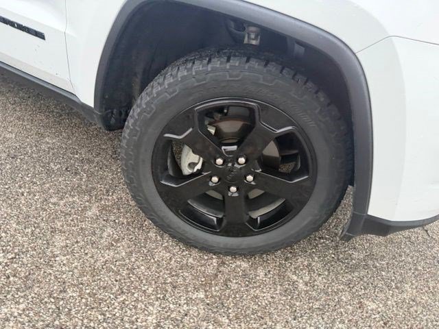 Used 2019 Bright White Clearcoat Jeep Upland image 15