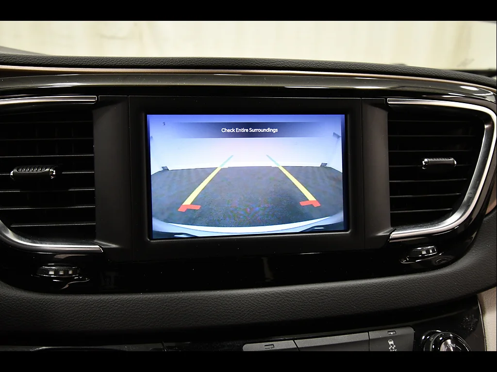 Used 2024 Silver Mist Clear Coat Chrysler LX image 23