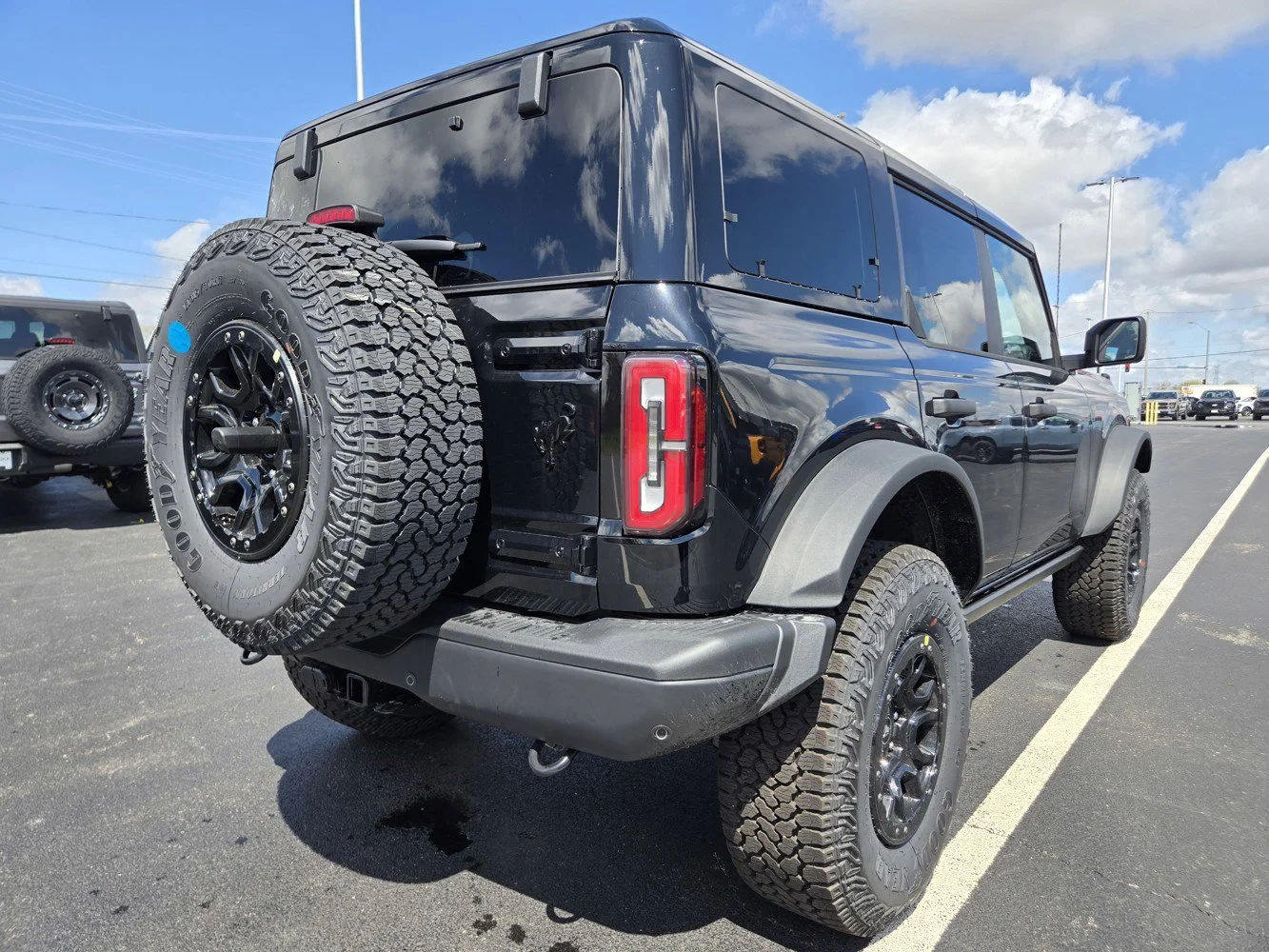 New 2026 Shadow Black Ford Badlands image 30