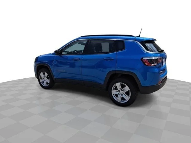 Certified Used 2022 Blue Jeep Latitude image 6