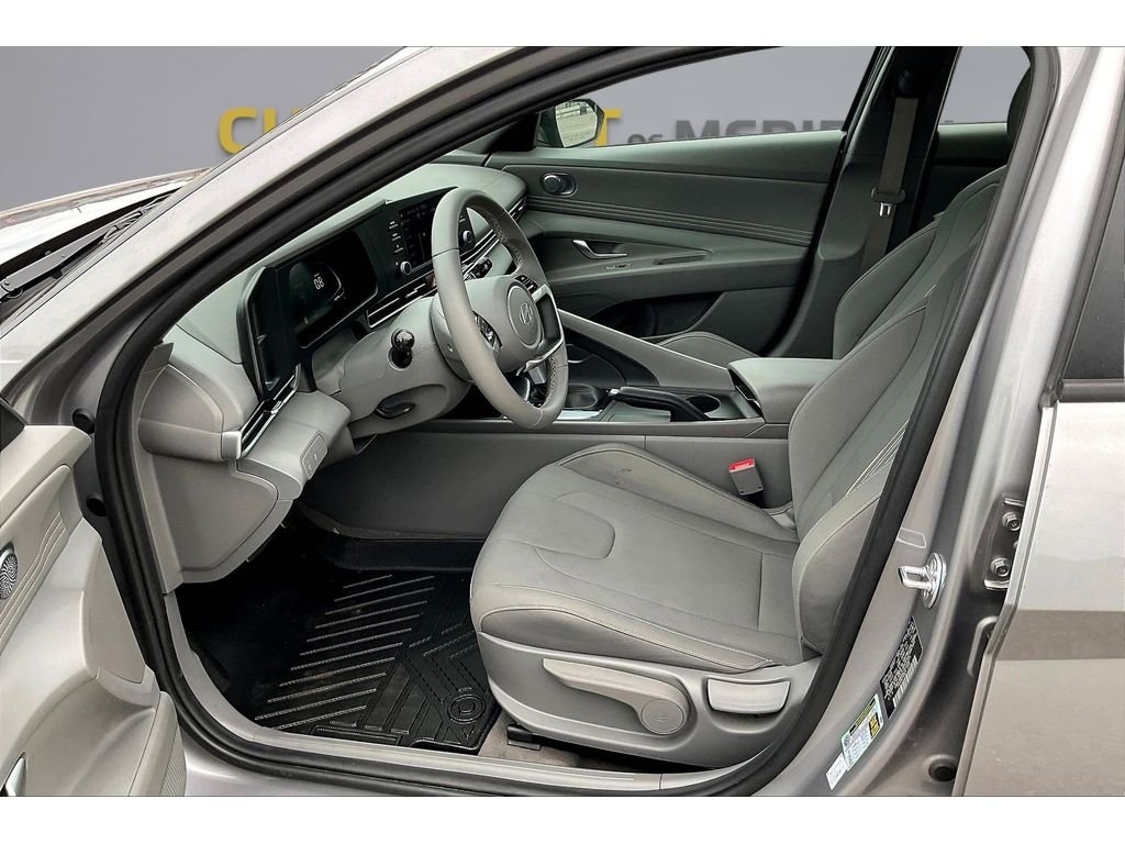 Used 2026 Gray Hyundai SEL Sport image 11