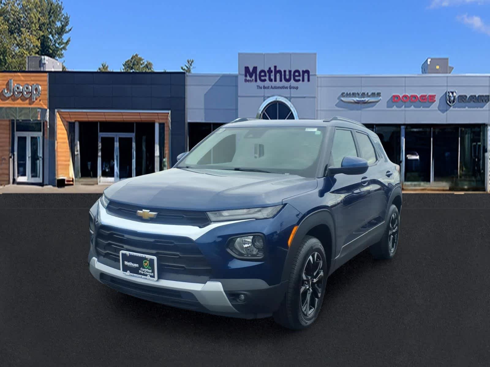Used 2022 Blue Glow Metallic Chevrolet LT image 7