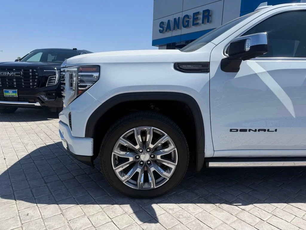 New 2026 Glacier White Tricoat GMC Denali image 5