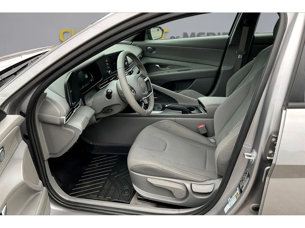 Used 2026 Gray Hyundai SEL Sport image 11