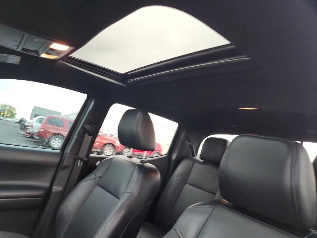 Used 2022 Midnight Black Metallic Toyota Limited image 22