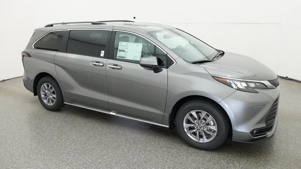 New 2026 Heavy Metal Toyota XLE image 12