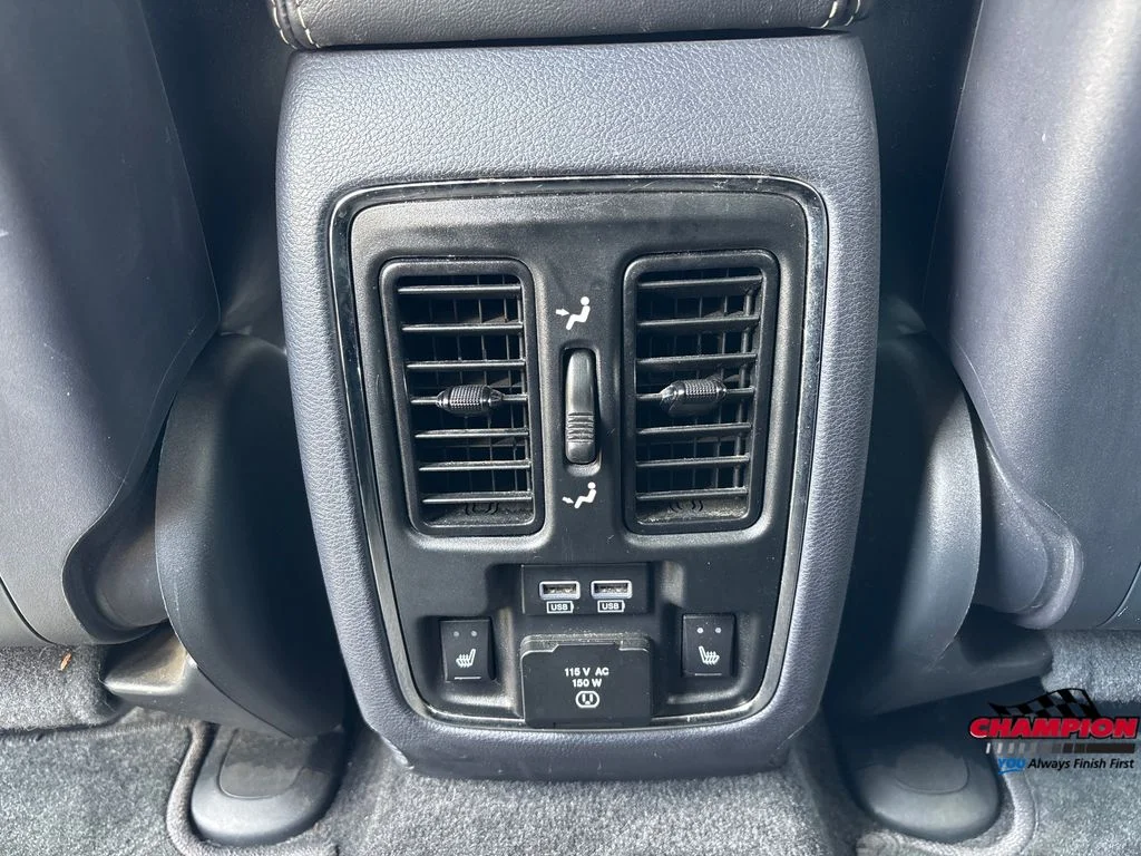 Used 2015 Blue Jeep Overland image 24