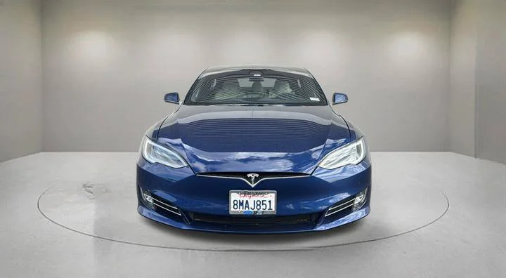 Used 2019 Tesla Model S 75D with VIN 5YJSA1E23KF337112 for sale in Indio, CA