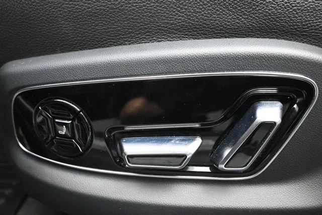 Used 2019 Gray Audi L 55 image 8