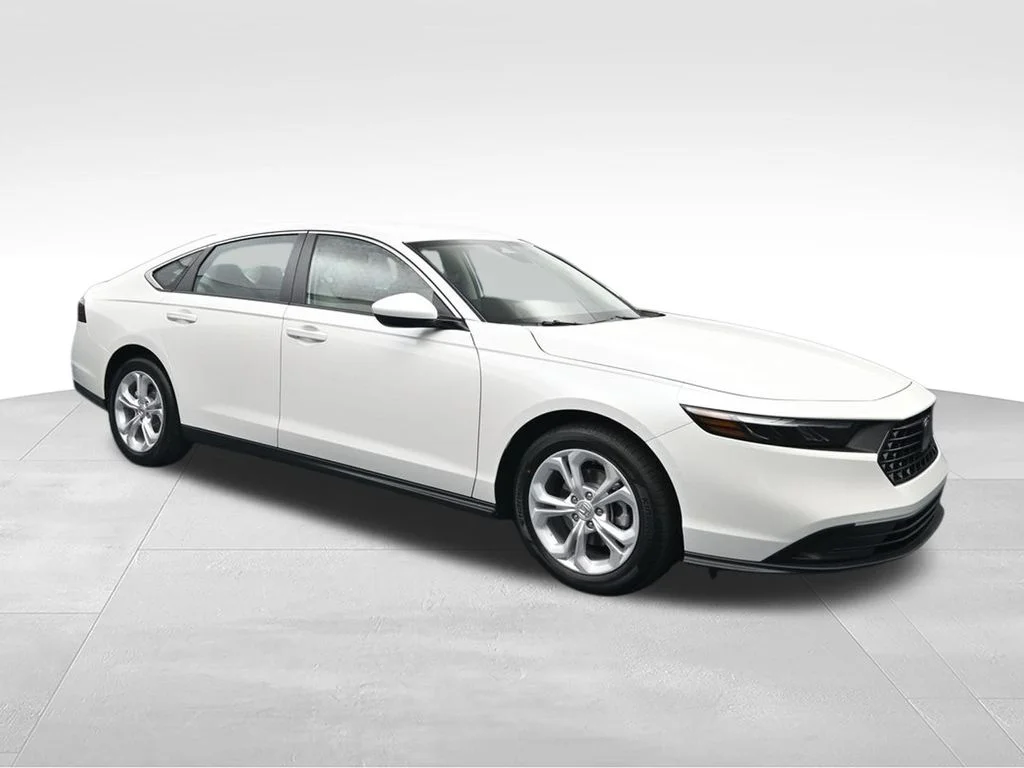 New 2026 Platinum White Pearl Honda LX image 5