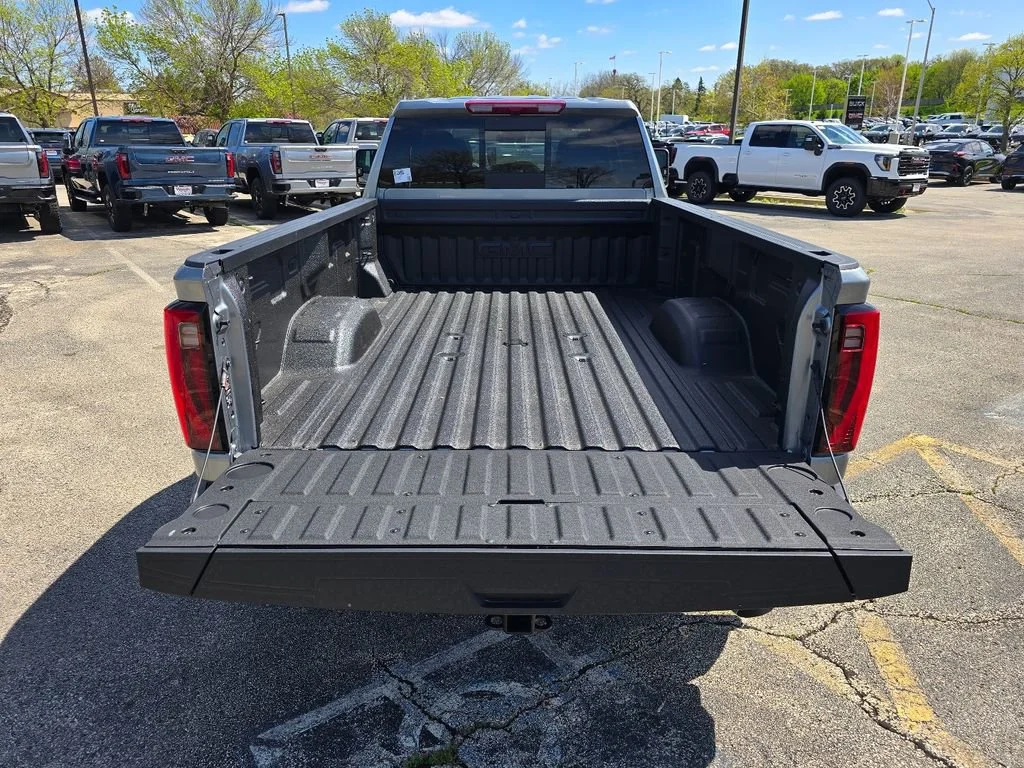2026 GMC Sierra 3500HD SLT - Photo 30