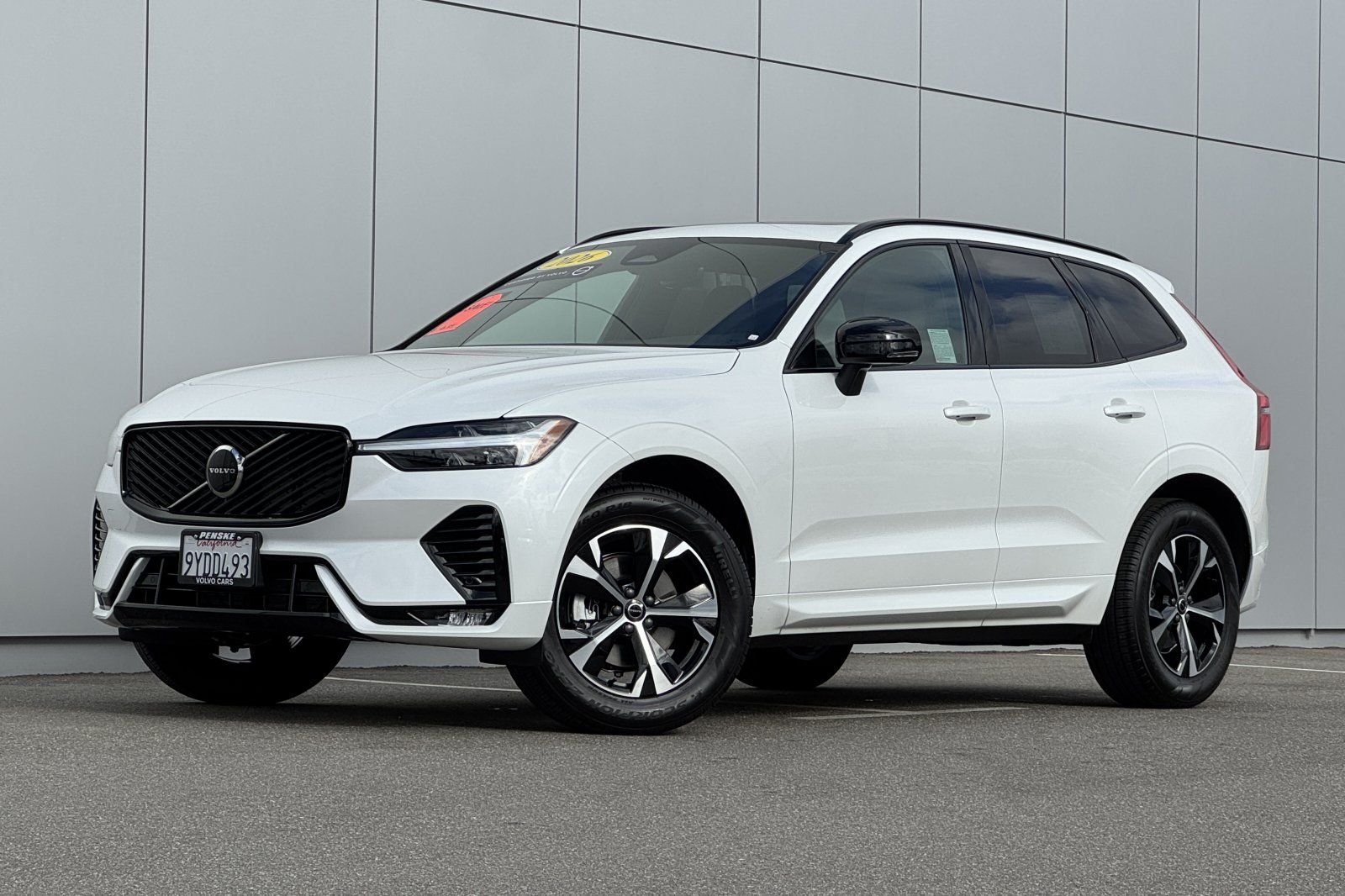 2026 Volvo XC60 Core