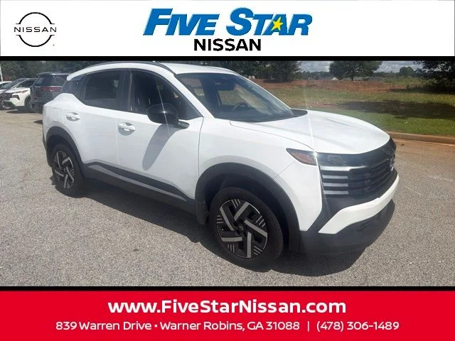 Used 2026 White Nissan SV image 3