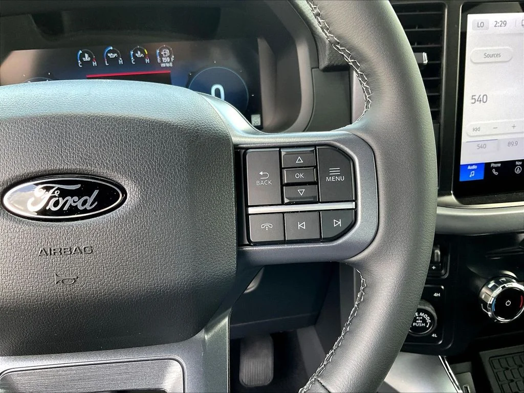 New 2026 Carbonized Gray Metallic Ford XLT image 21