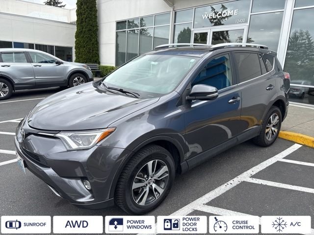 2016 Toyota RAV4 XLE AWD's photo