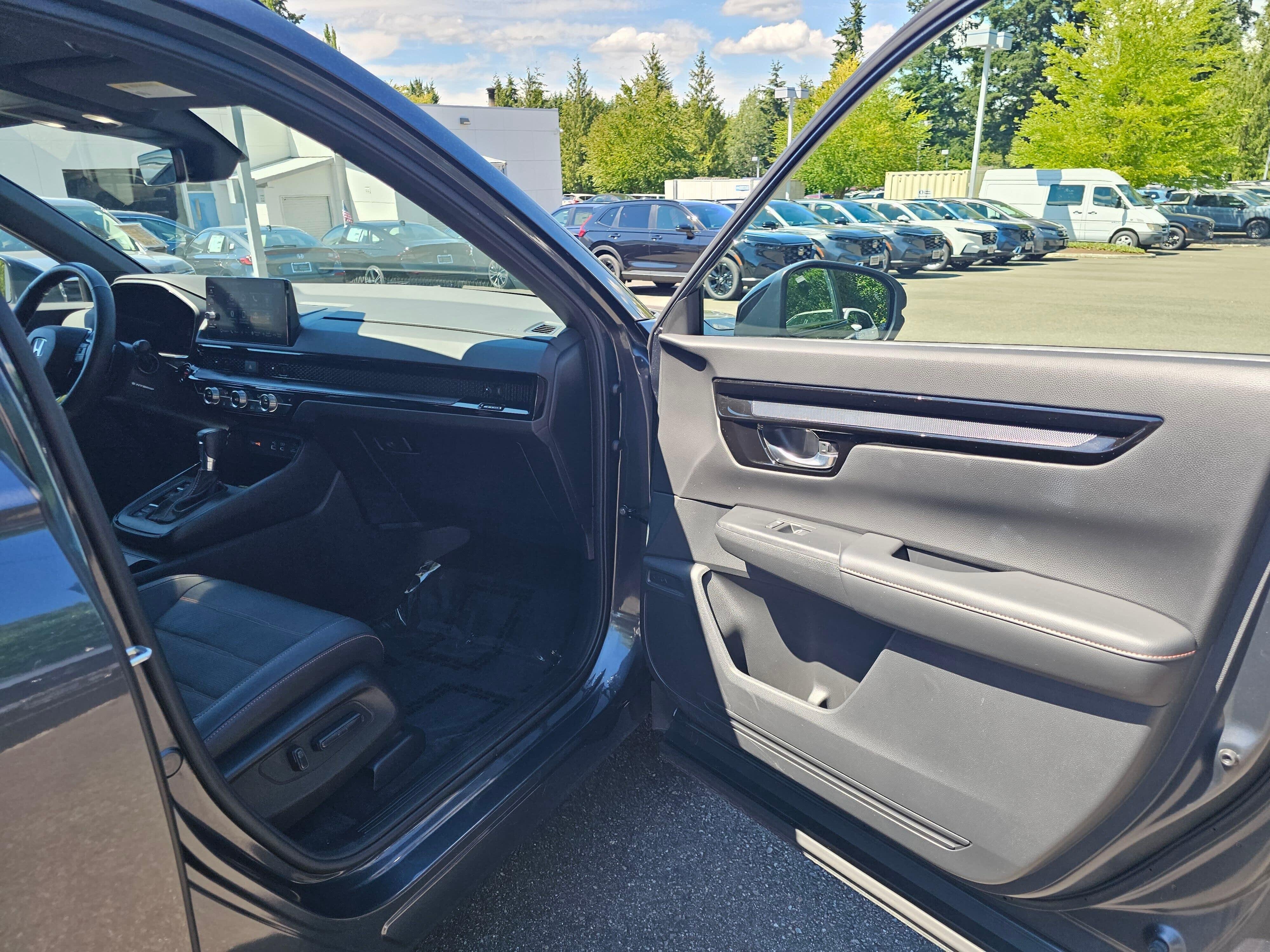 2023 Honda CR-V Sport Touring - Photo 11