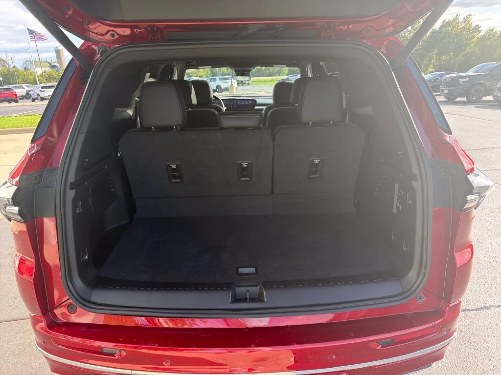 2025 Buick Enclave Avenir - Photo 32