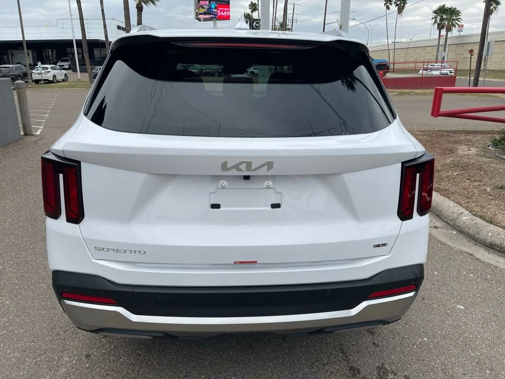 New 2026 White Kia S image 6