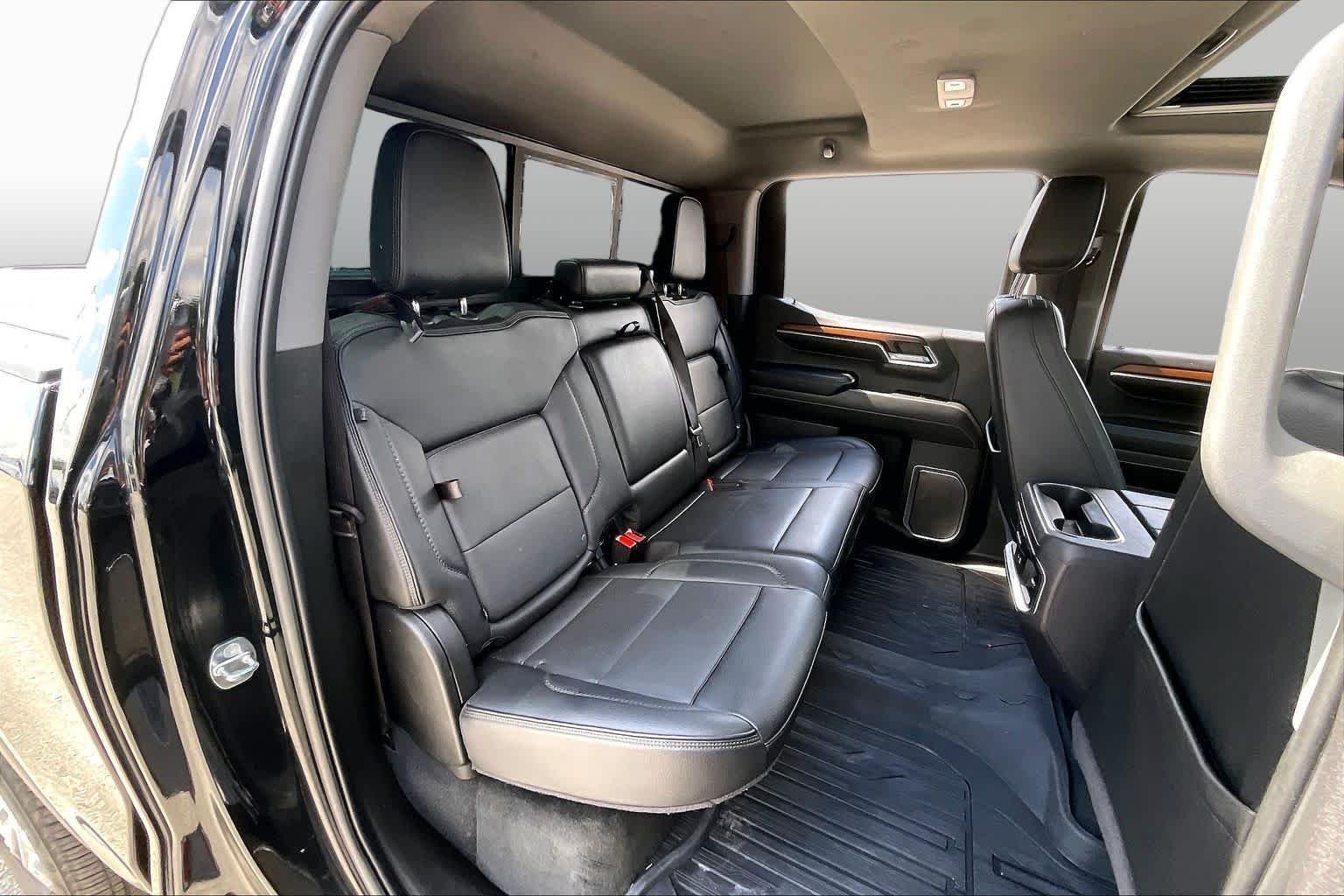 Used 2024 Onyx Black GMC Denali image 21