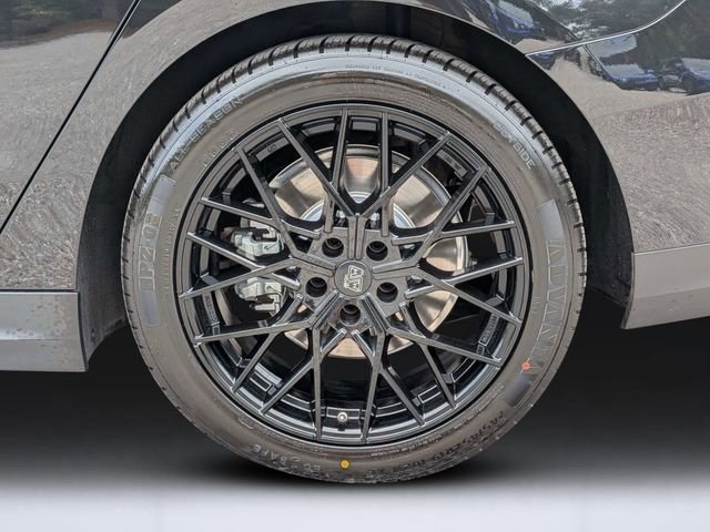 Used 2025 Black BMW 530i image 11