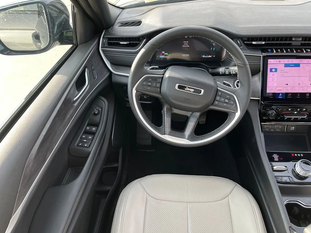 Used 2024 Gray Jeep Anniversary Edition 4xe image 12