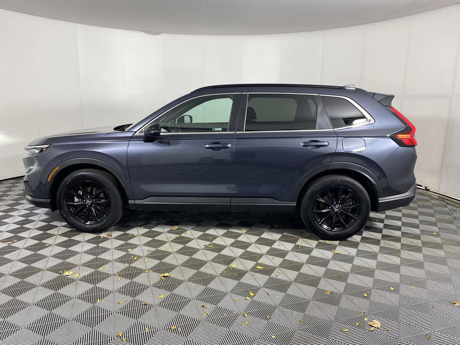Used 2024 Meteorite Gray Metallic Honda Sport image 4