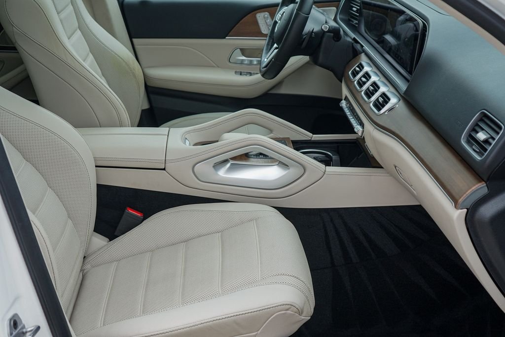 Used 2022 White Mercedes-Benz GLE 350 image 34