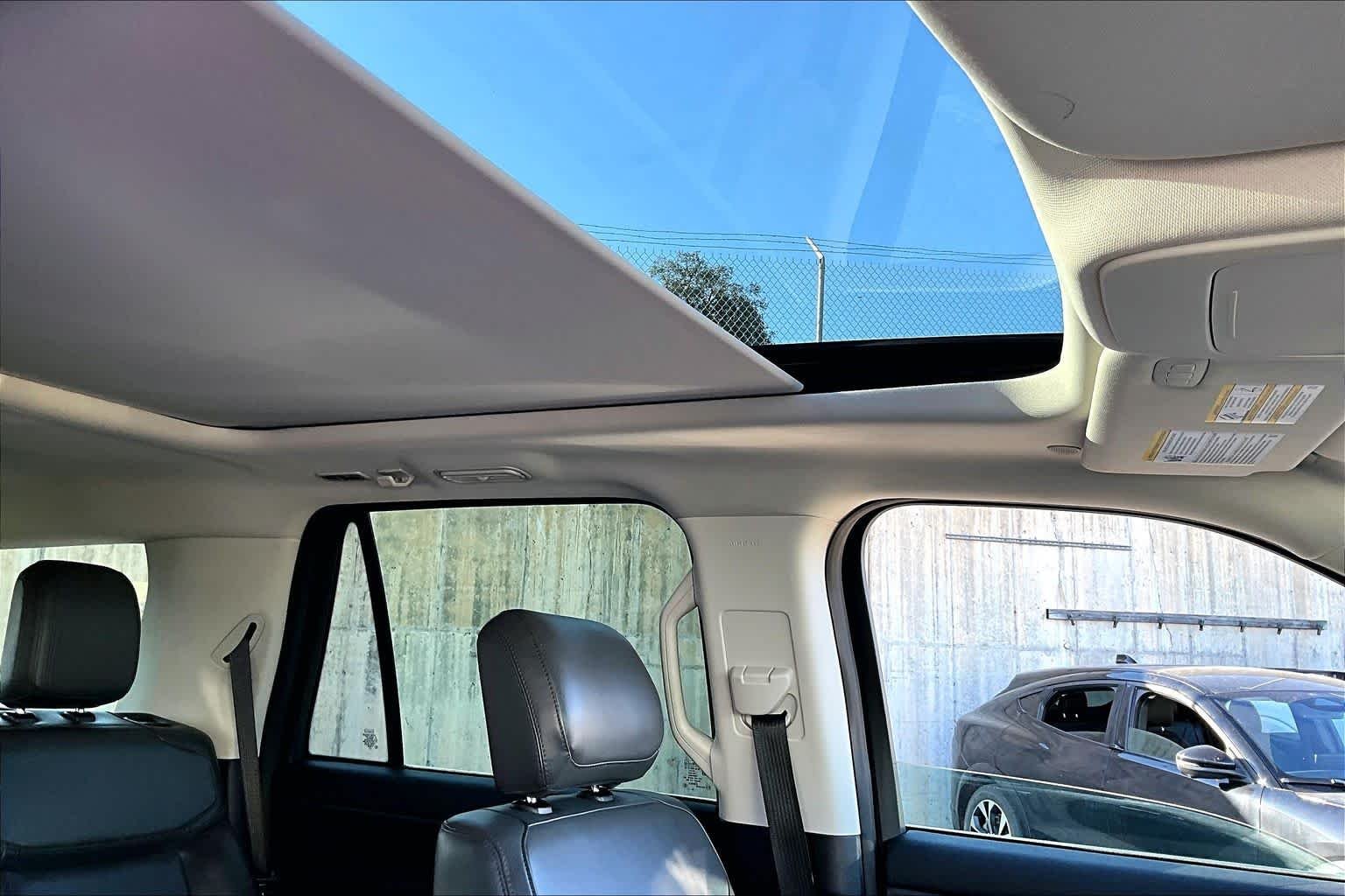 Certified Used 2025 Space Silver Ford Active image 14